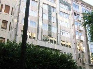 Aparcamiento con ascensor en venta en CRISTOBAL COLON