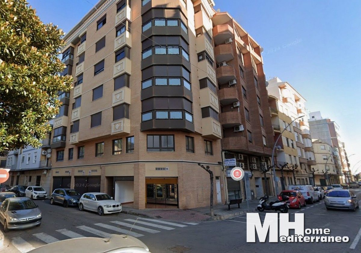 Oficina en venda a JOSEP R BATALLA, 30, Centro