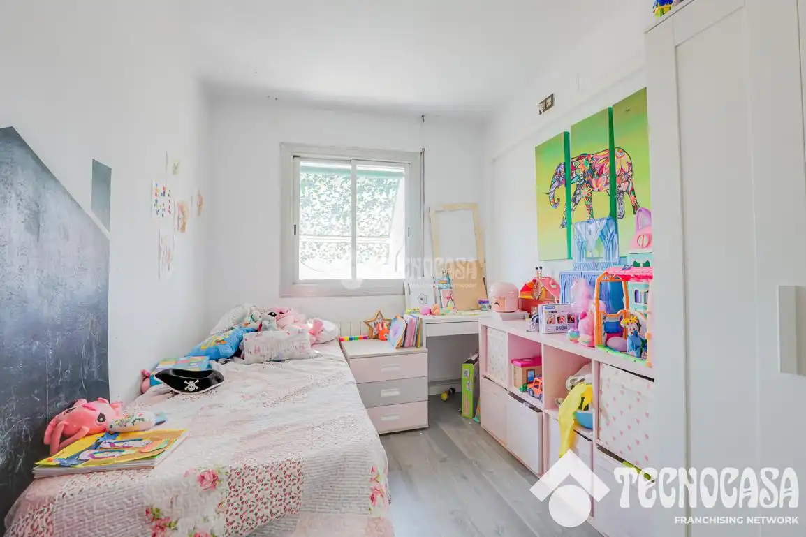 Bedroom of Flat for sale in Terrassa  with Heating and Balcony