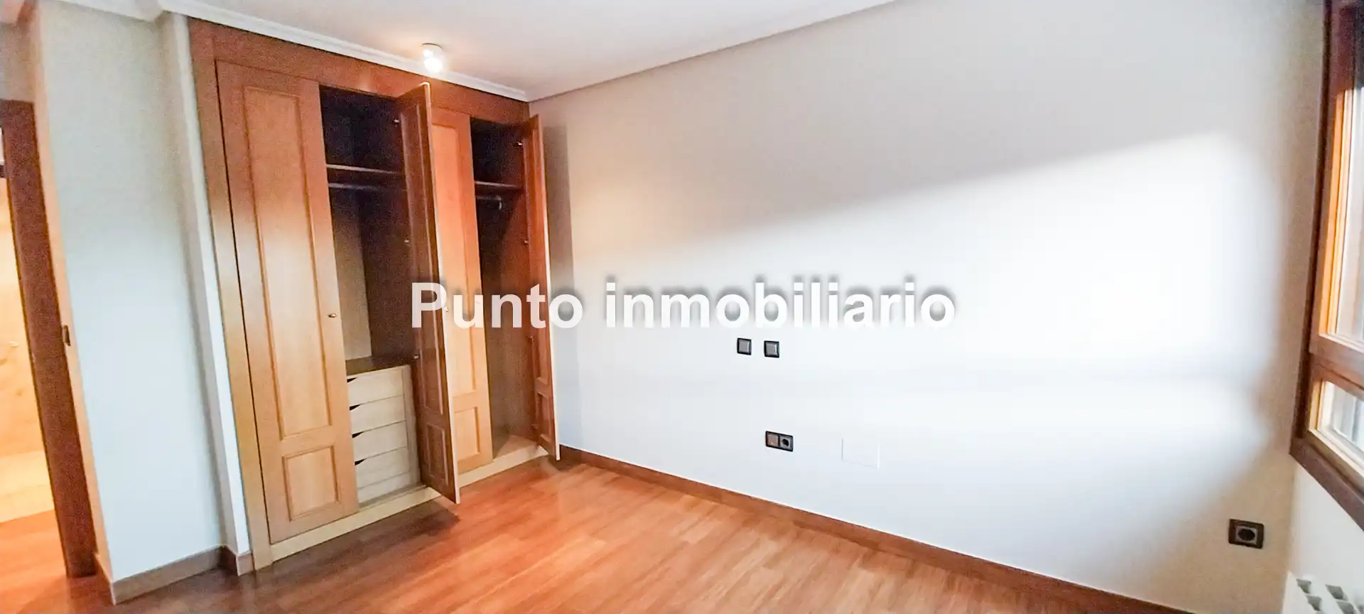 Flat for rent in Calle Santa Ana, 2, La Flecha - Monasterio del Prado