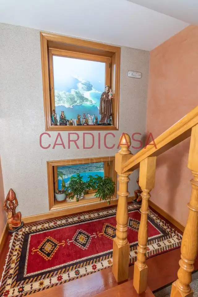 Casa o chalet en venta en Vigo  con Calefacción, Jardín privado y Parquet