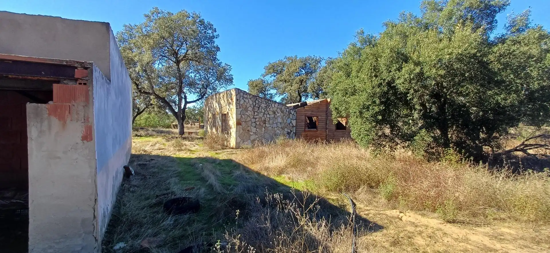 Houses for sale in Badajoz  with Community pool