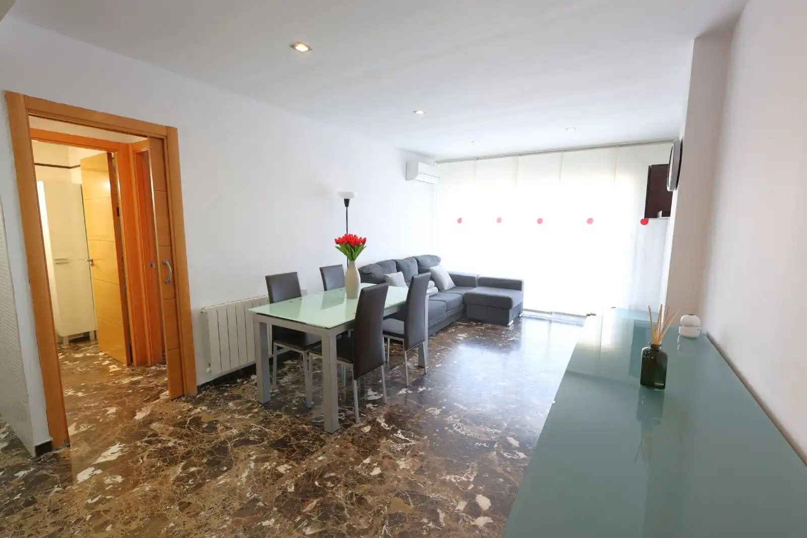 Wohnzimmer von Wohnung zum Verkauf in El Vendrell mit Klimaanlage, Heizung und Terrasse