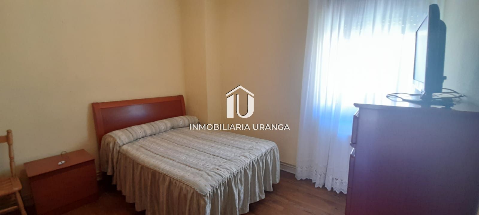 Dormitori de Casa o xalet en venda en Laredo amb Calefacció, Jardí privat i Terrassa