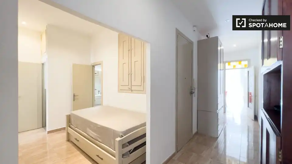 Piso con terraza en alquiler en Ciutat Vella, imagen 17