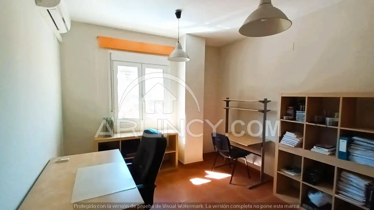 Casa o xalet en venda en Alcalá de Guadaira amb Aire condicionat, Jardí privat i Terrassa