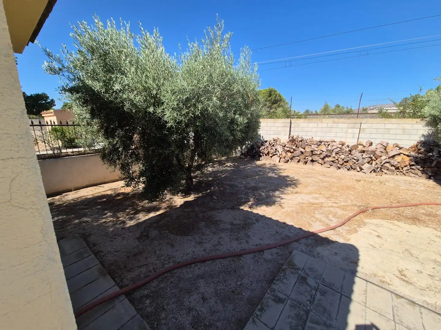 Casa o xalet en venda en Elda amb Jardí privat, Terrassa i Traster