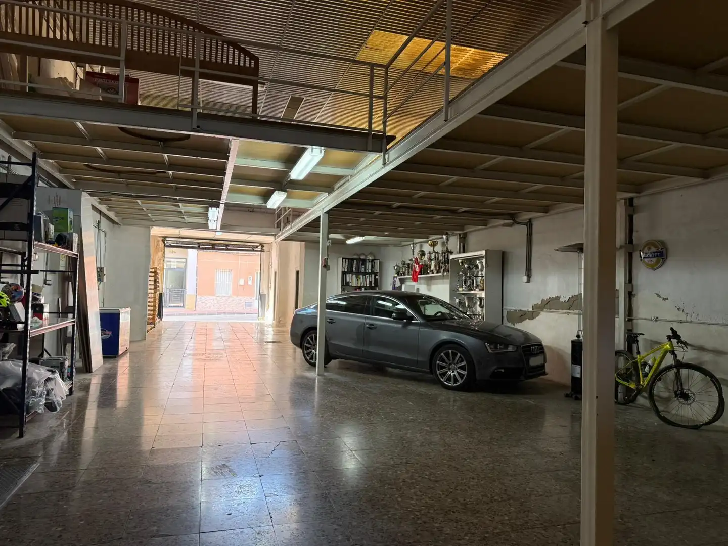 Local comercial en venda a Calle de Juan de la Cierva, imagen 2