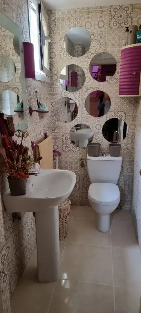 Bany de Casa adosada en venda en Camas amb Aire condicionat, Jardí privat i Traster