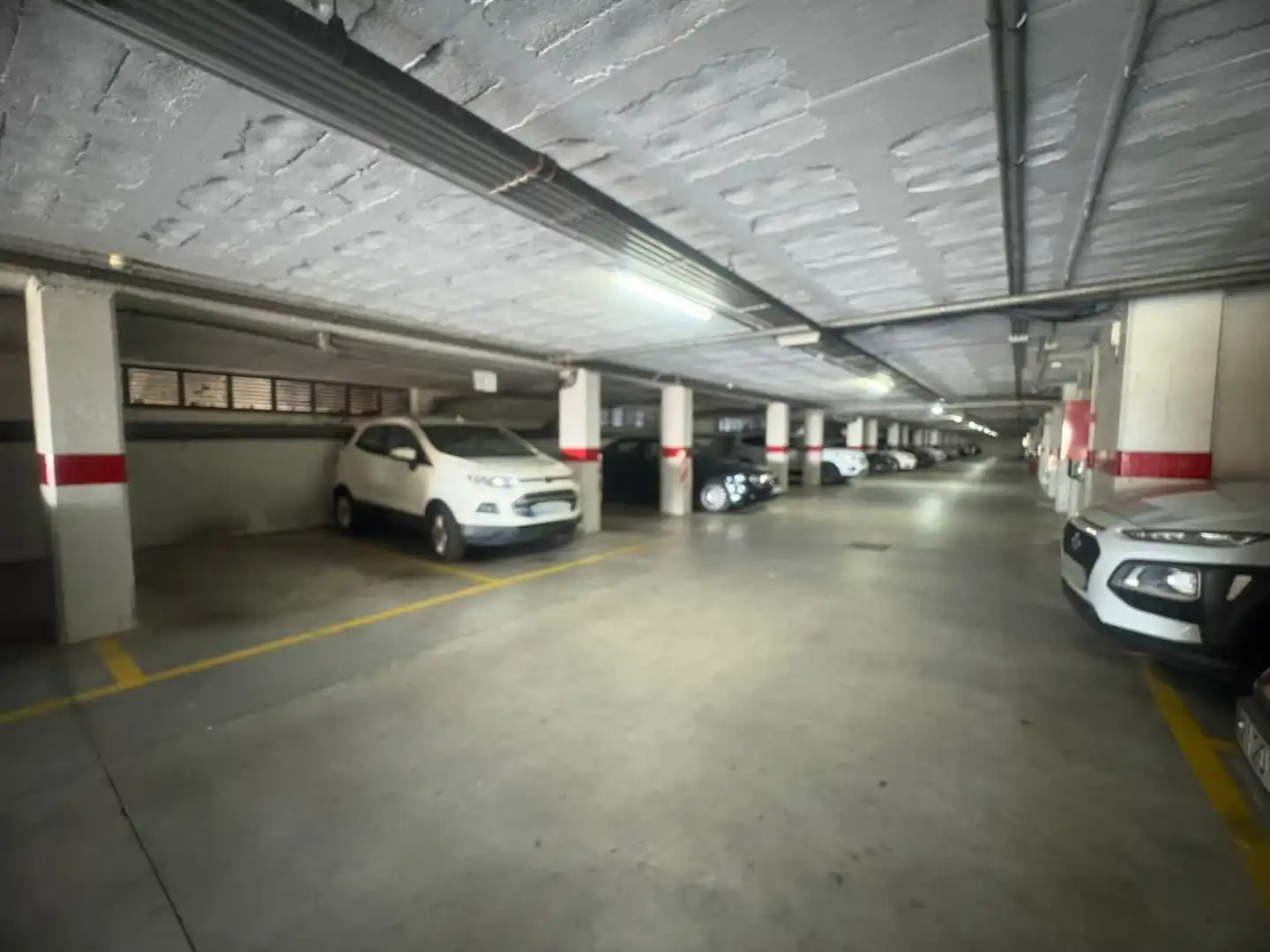 Parkplatz von Wohnung zum Verkauf in Benalmádena mit Klimaanlage, Heizung und Terrasse