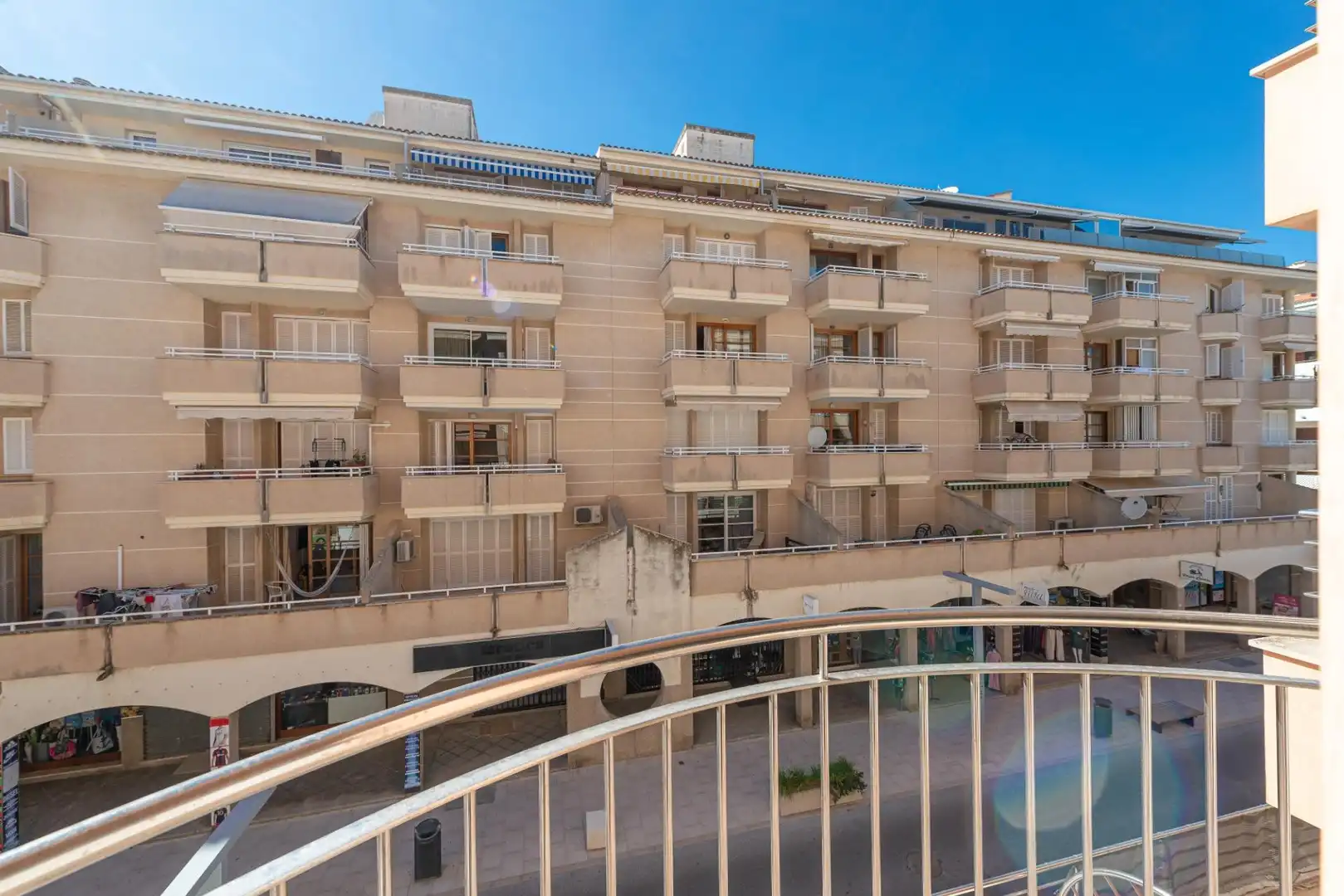Vista exterior de Apartament en venda en Alcúdia amb Aire condicionat, Calefacció i Terrassa