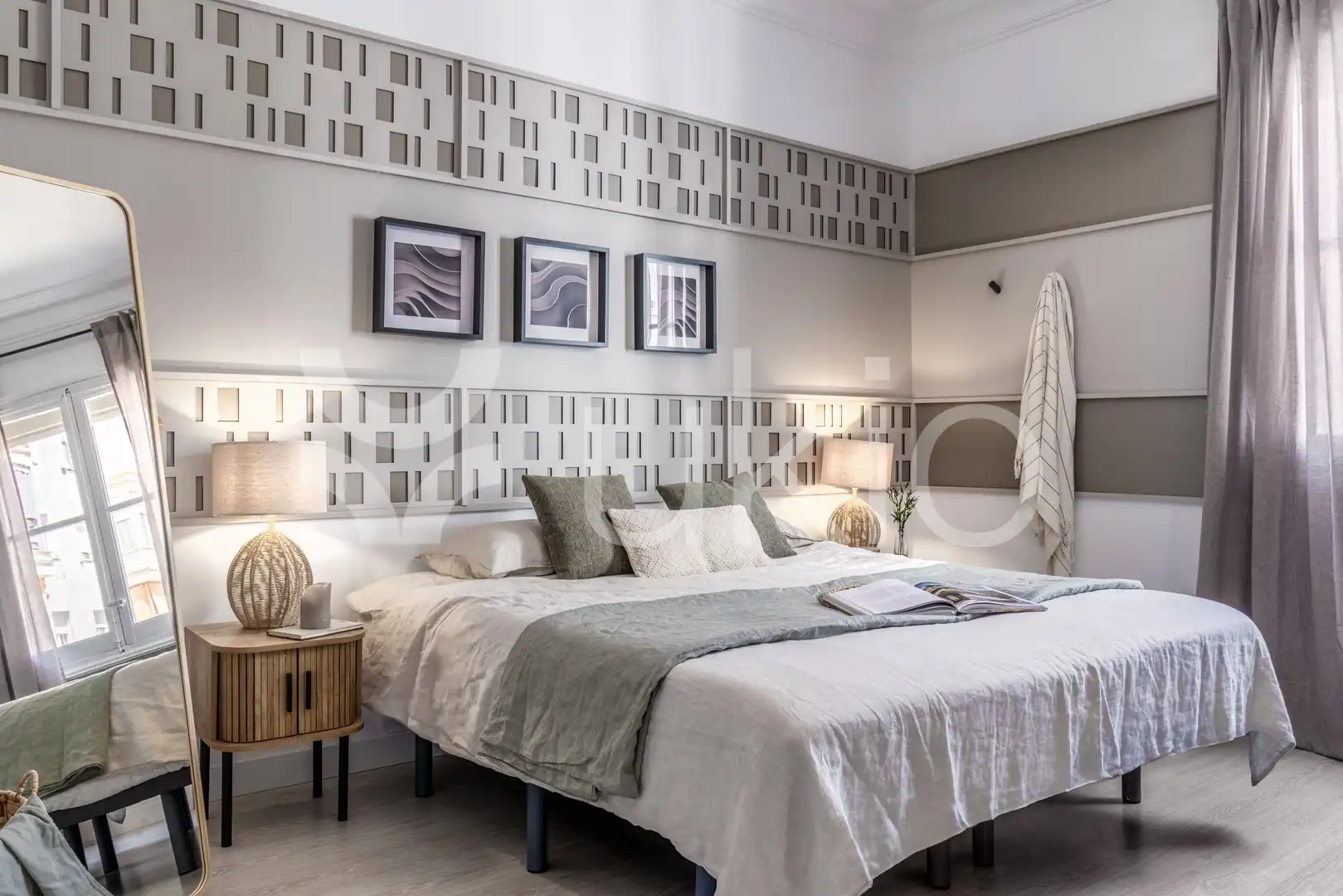 Dormitori de Apartament de lloguer en Madrid amb Aire condicionat, Calefacció i Terrassa
