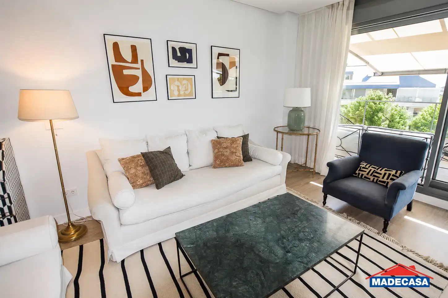 Sala de estar de Ático en venta en Pozuelo de Alarcón con Aire acondicionado, Calefacción y Jardín privado