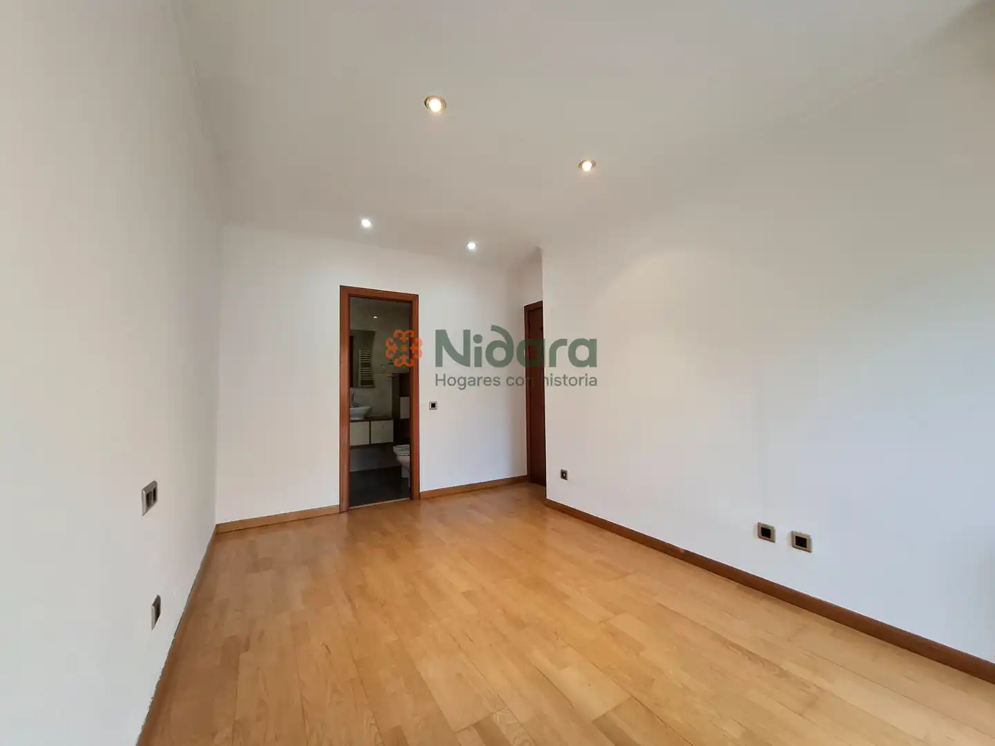 Flat for sale in Mollet del Vallès  with Air Conditioner, Heating and Parquet flooring
