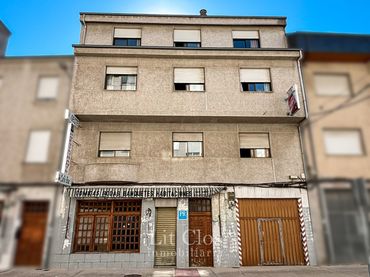 Mixte résidentiel à vendre à Rúa do Progreso 171