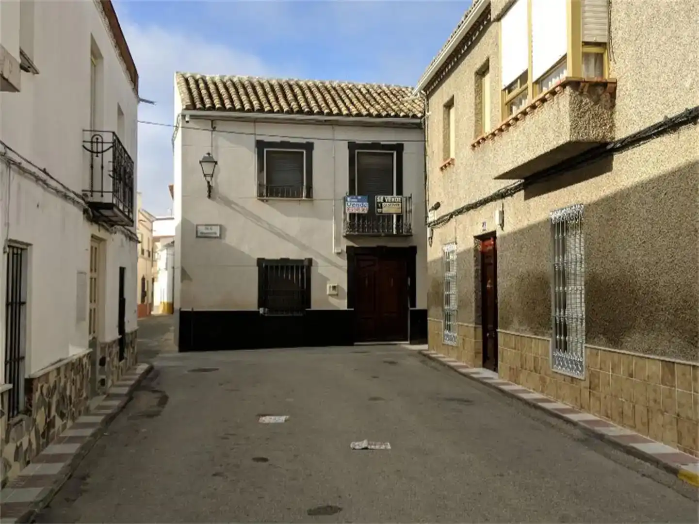 Vista exterior de Piso en venta en Porcuna con Trastero