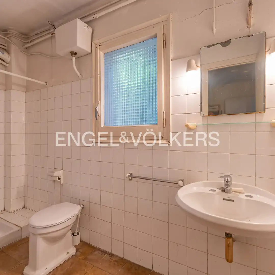 Bany de Casa o xalet en venda en Centre - Sant Josep - Sanfeliu
