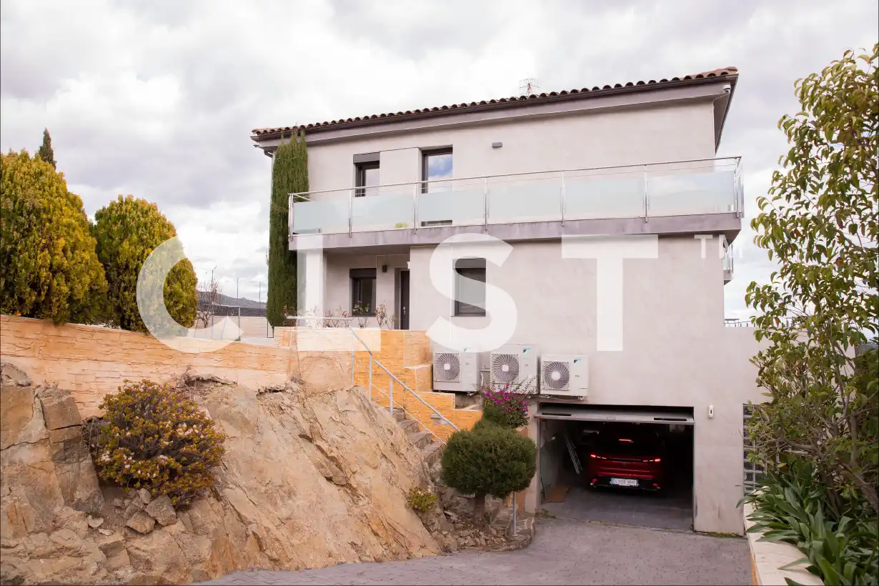 Casa con terraza en alquiler en Carrer dels Caçadors, imagen 32