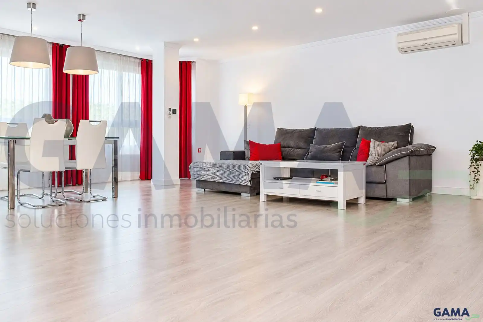 Wohnung zum Verkauf in Casc Urbà, imagen 6