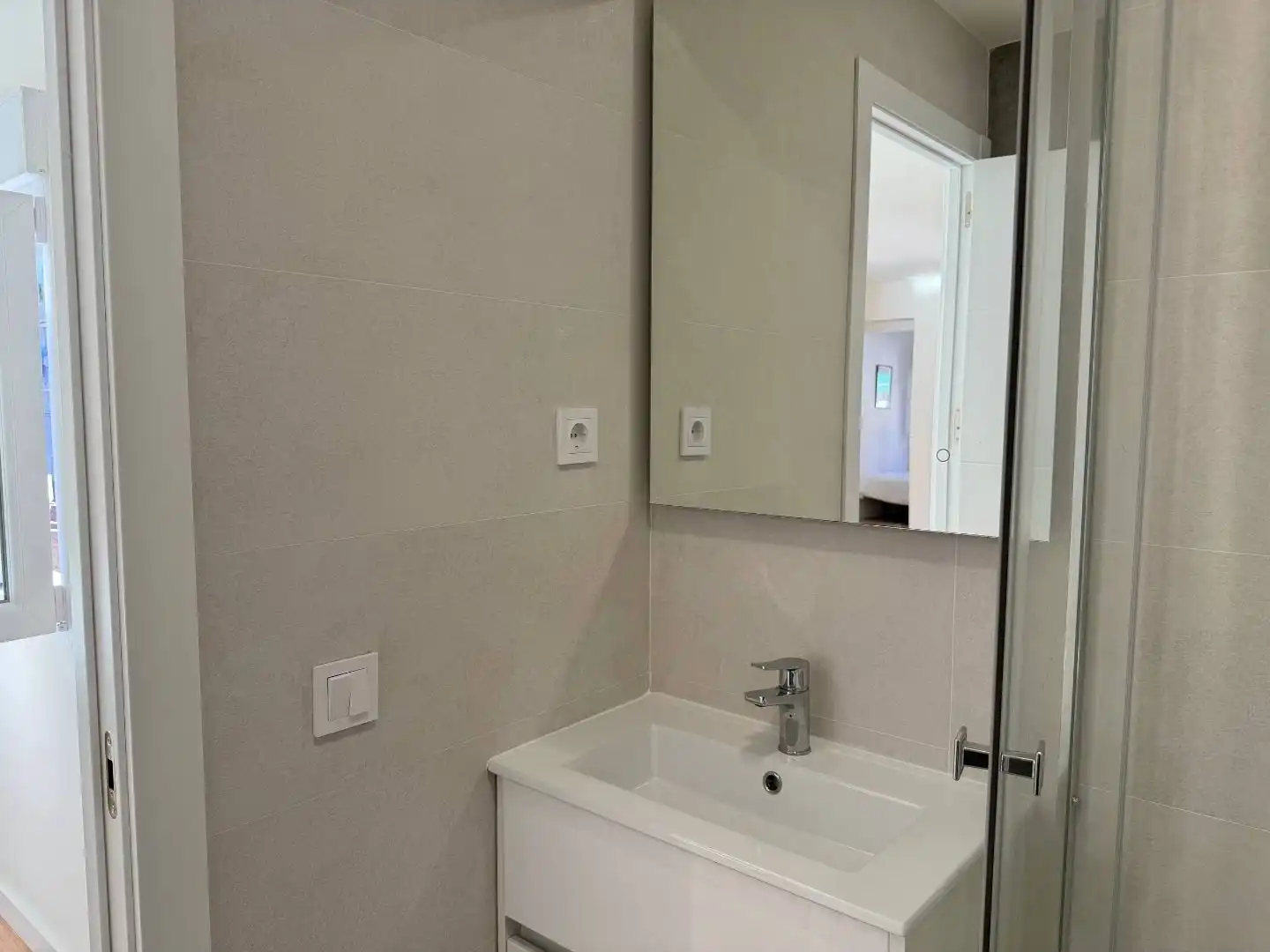 Baño de Piso en venta en  Madrid Capital con Aire acondicionado