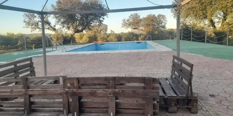 Piscina de Finca rústica en venta en Fuente Obejuna con Jardín privado