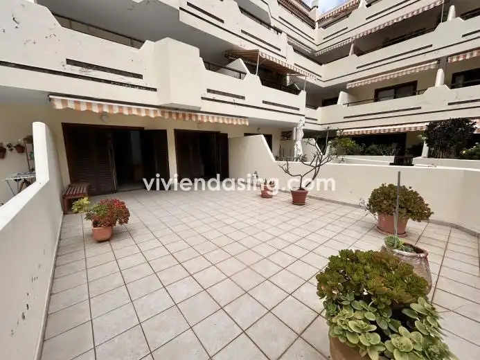 Vista exterior de Planta baja de alquiler en Puerto de la Cruz con Terraza, Amueblado y Horno