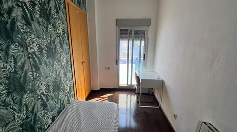 Foto 3 de Habitación en Carrer D'eugènia Viñes, El Cabanyal - El Canyamelar, Valencia Capital