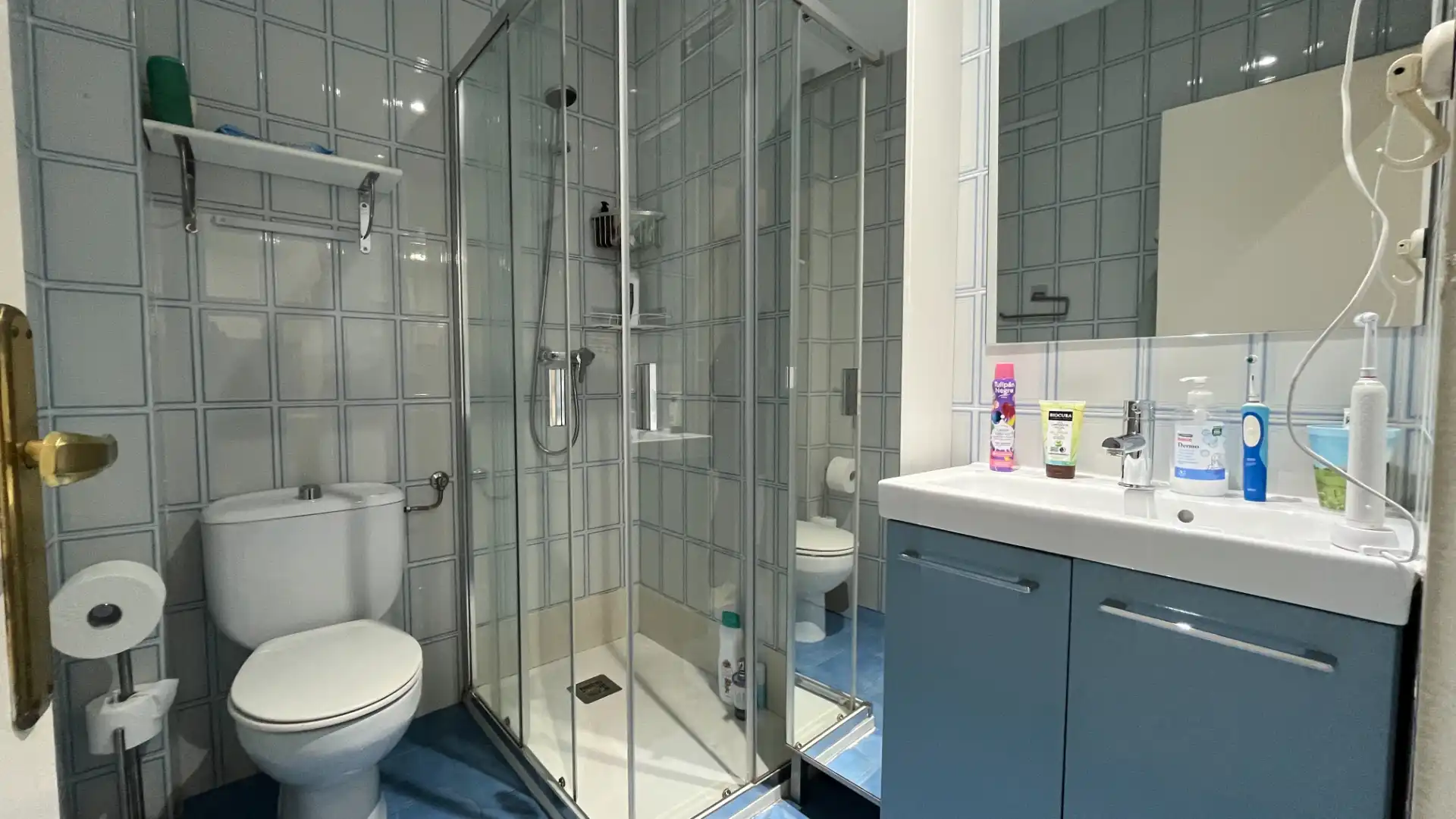 Baño de Piso en venta en Getxo  con Calefacción, Parquet y Trastero