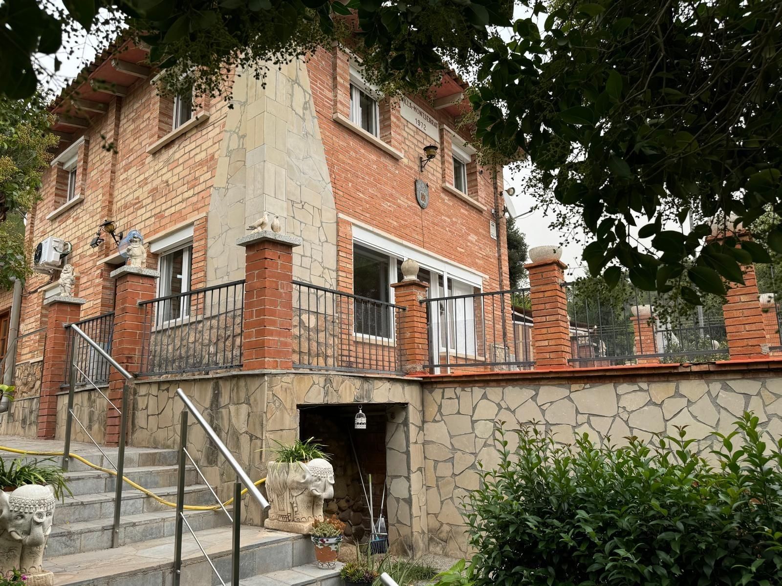 Exterior view of House or chalet for sale in Fonollosa  with Air Conditioner, Heating and Private garden