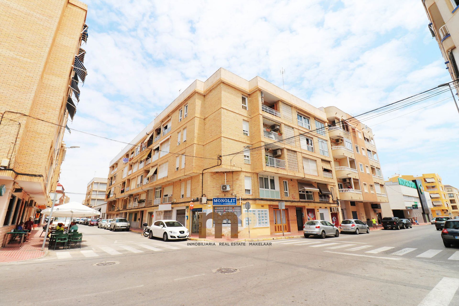 Vista exterior de Apartament en venda en Guardamar del Segura amb Aire condicionat, Calefacció i Terrassa