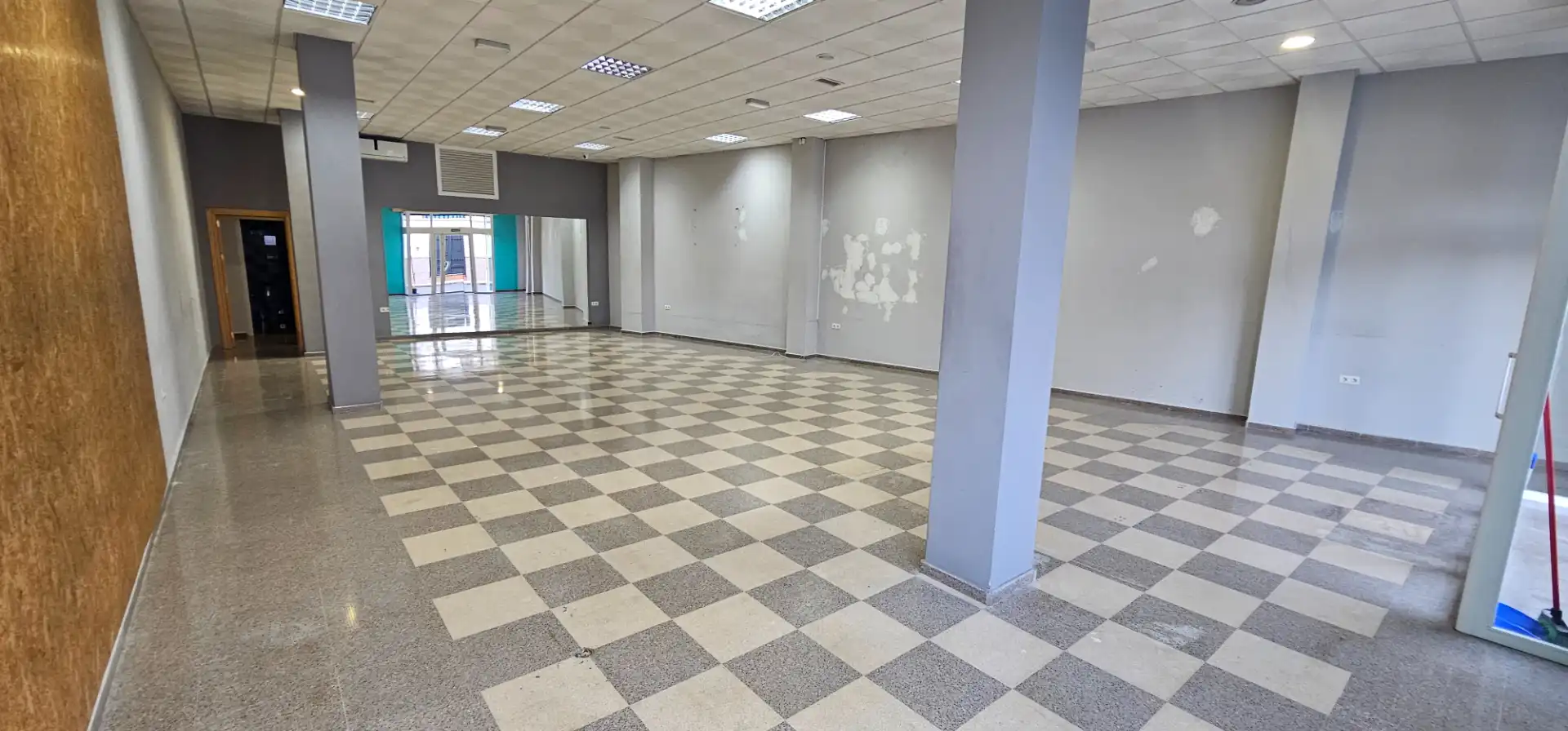 Commercial properties for rent in Maracena