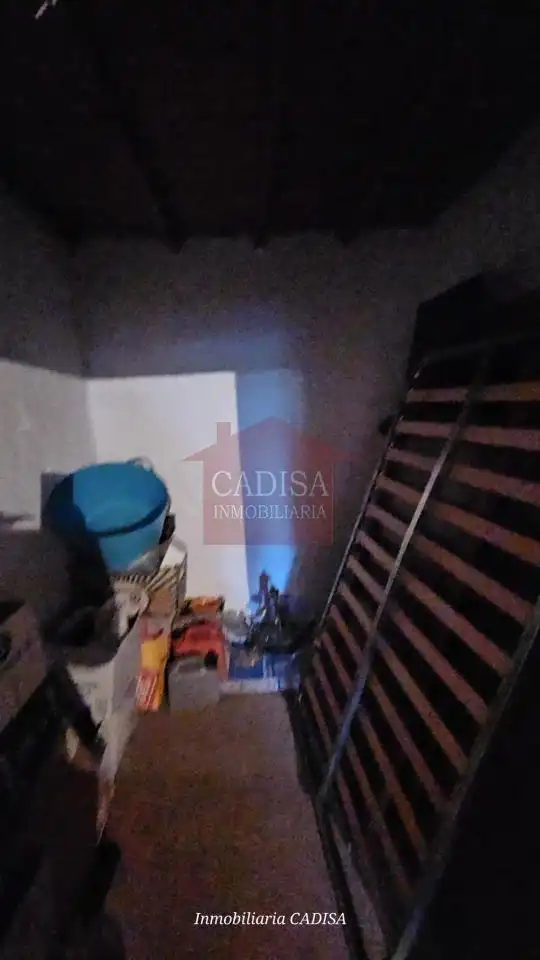 Casa o xalet en venda en Parada de Arriba amb Calefacció, Terrassa i Traster