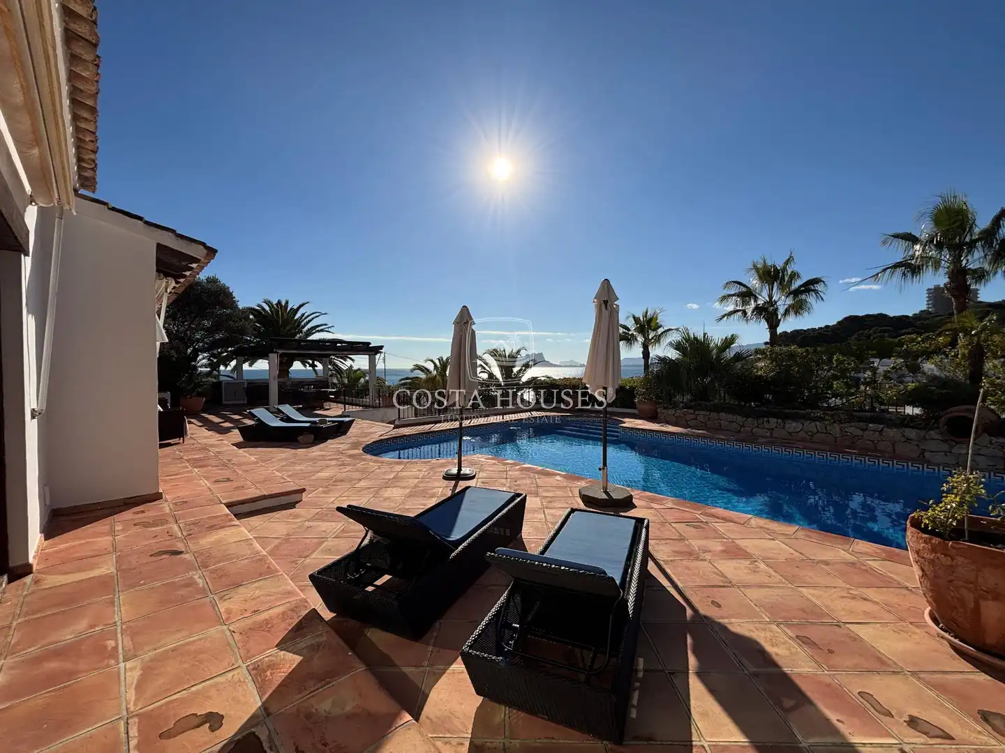 Vista exterior de Casa o xalet en venda en Moraira amb Aire condicionat, Calefacció i Jardí privat