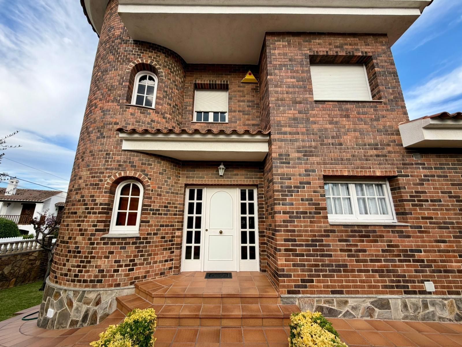 Vista exterior de Casa o chalet en venta en El Vendrell con Calefacción, Jardín privado y Terraza