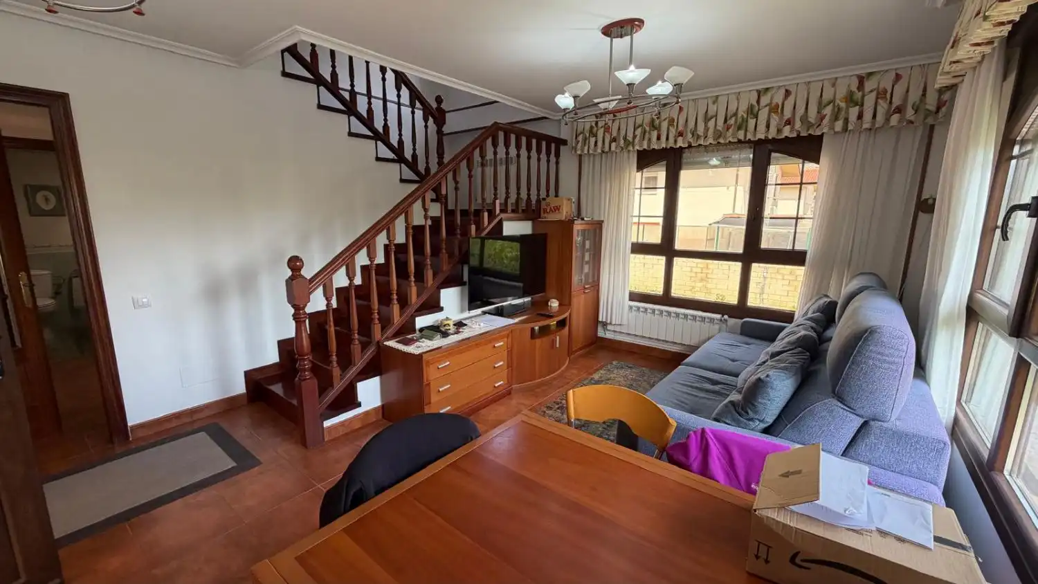 Wohnzimmer von Einfamilien-Reihenhaus zum Verkauf in Argoños  mit Heizung und Terrasse