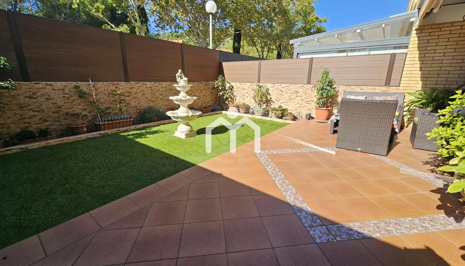 Foto 1 de Casa adosada en venda a Bonavista, Barcelona