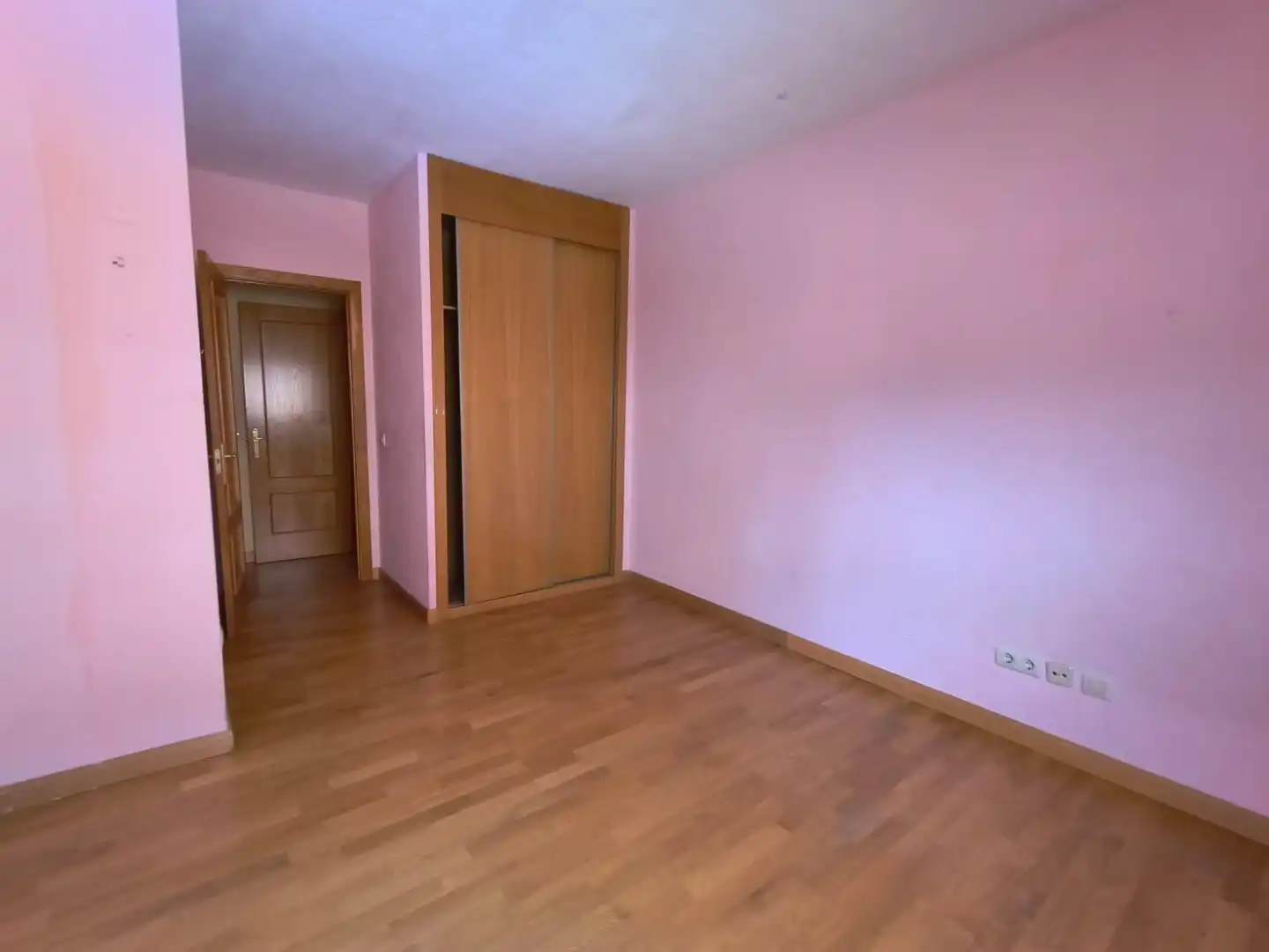 Bedroom of Flat for sale in Valdemoro  with Private garden, Terrace and Storage room