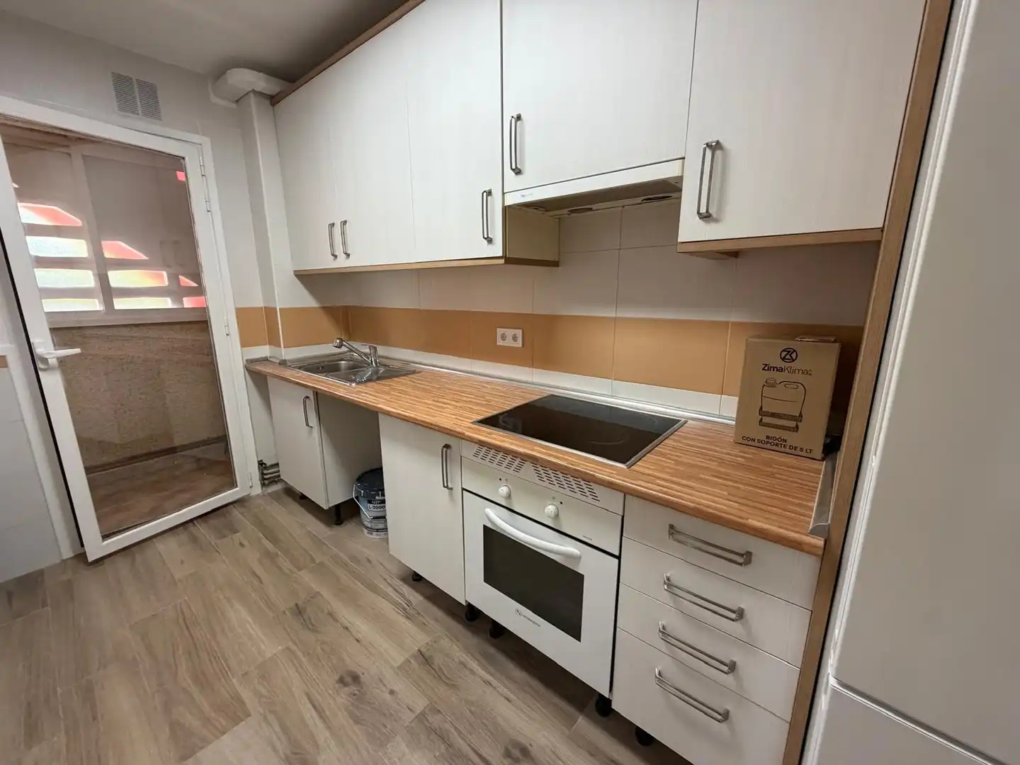 Cuina de Pis en venda en San Martín de la Vega amb Aire condicionat, Calefacció i Terrassa