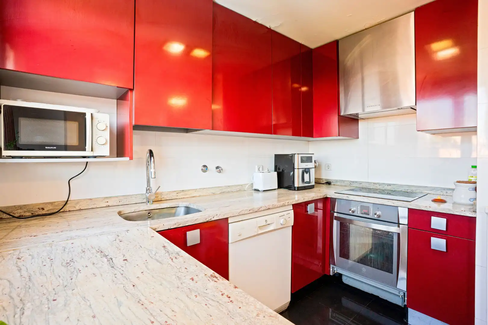 Cocina de Piso para compartir en Fuencarral - El Pardo