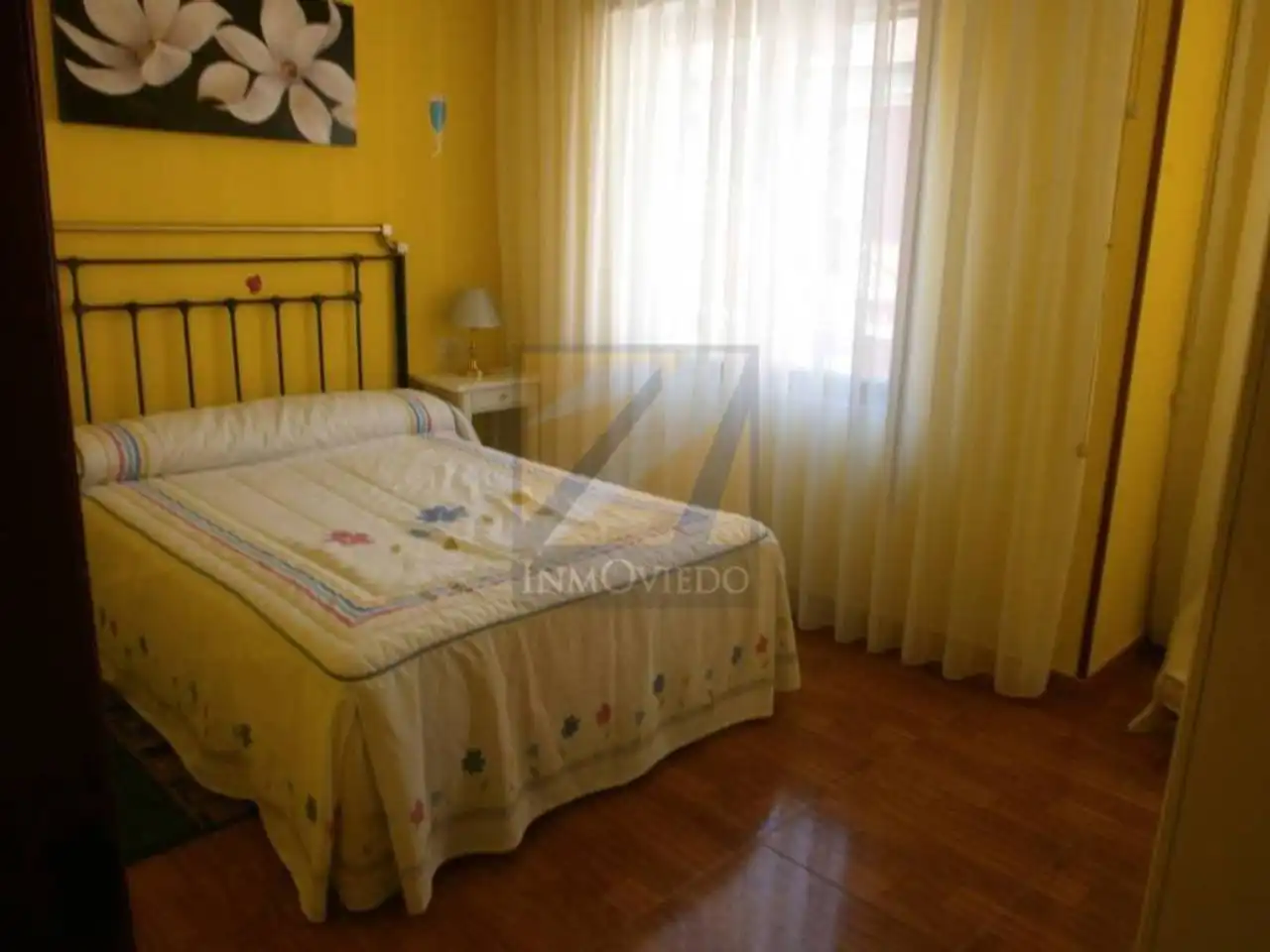 Habitación de Piso en venta en Oviedo  con Calefacción y Amueblado