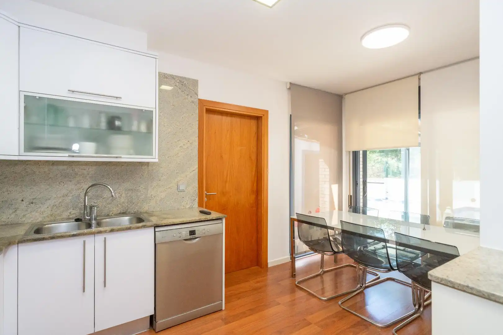 Kitchen of Houses for rent in Girona  with Air Conditioner, Private garden and Terrace
