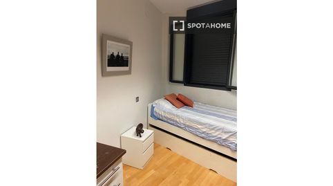 Photo 2 of Room in Pinar del Rey, Madrid Capital