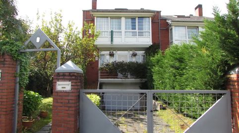 Foto 3 de Casa adosada en venta en Avenida de Bilbao, Muriedas, Camargo