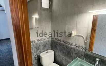 Bathroom of Flat for sale in  Almería Capital