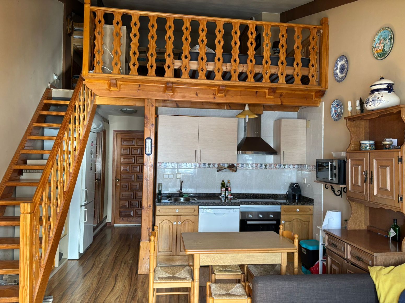 Küche von Wohnung zum Verkauf in Puebla de Lillo mit Heizung und Abstellraum