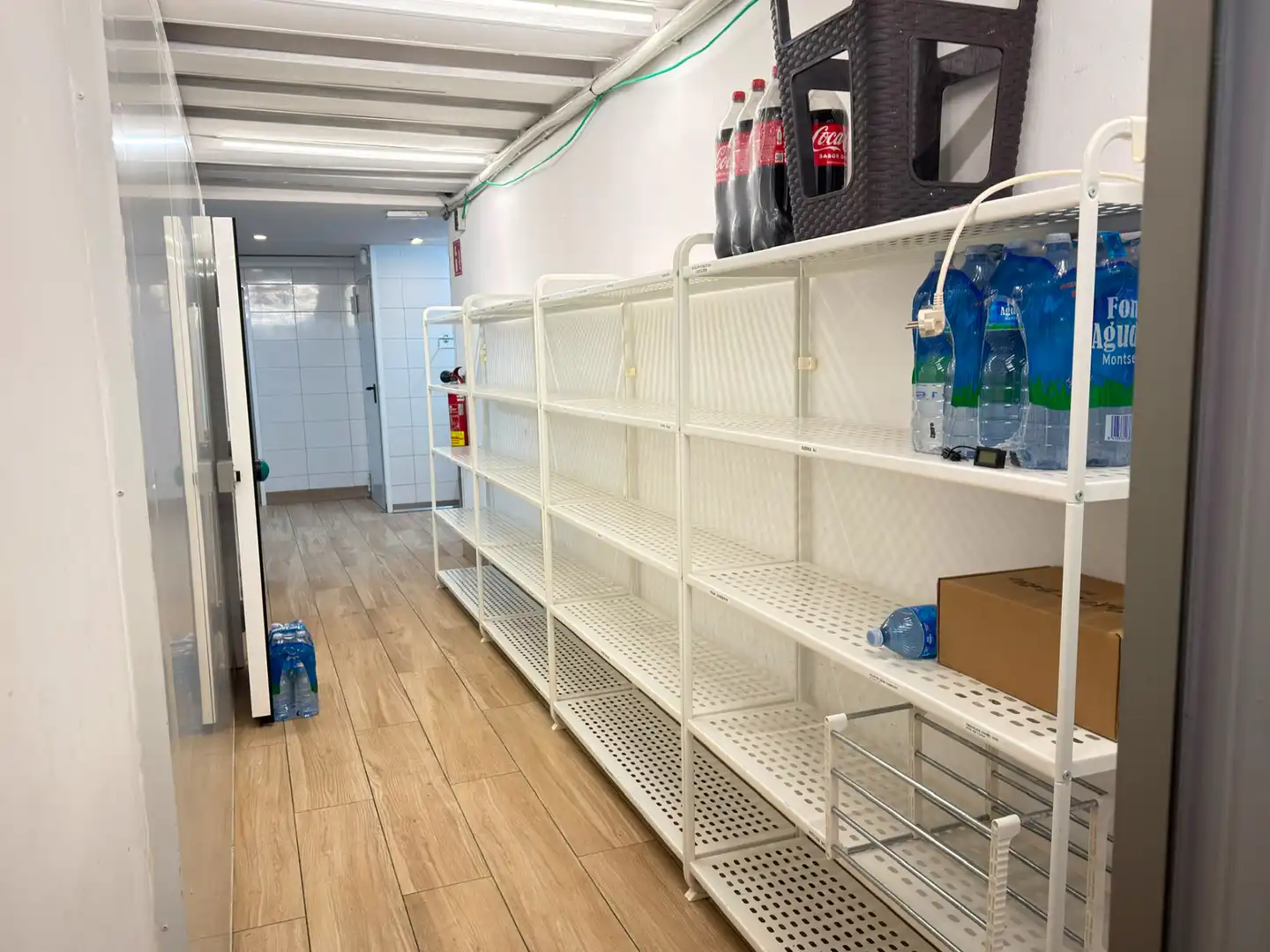 Local comercial en traspaso en Carrer de Viladomat, imagen 8