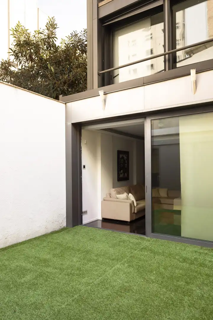 Jardí de Casa o xalet en venda en Barcelona amb Aire condicionat, Calefacció i Terrassa