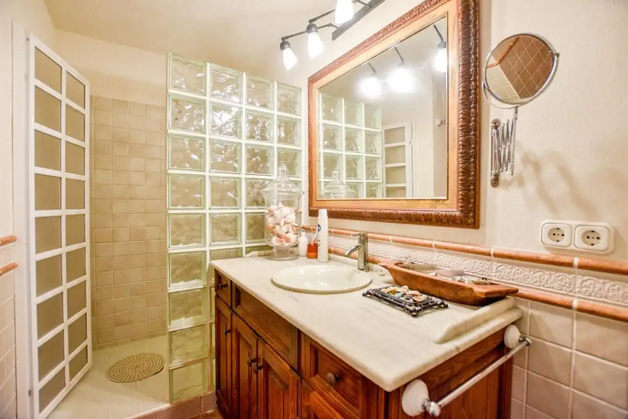 Bathroom of Commercial properties for sale in Pulpí