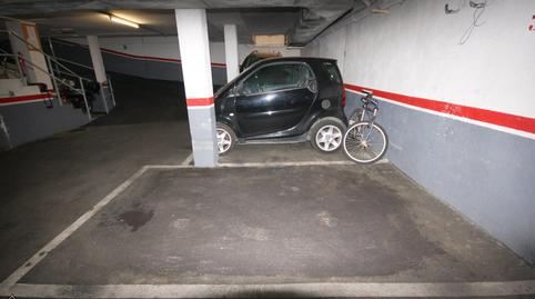 Foto 2 de Garaje en venta en Carrer de Joan de Peguera, El Camp de l'Arpa del Clot,  Barcelona Capital