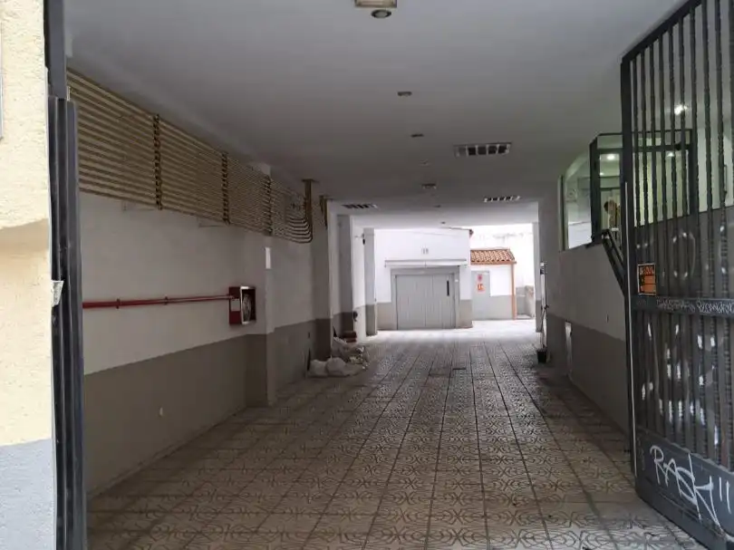 Garage for sale in Madrid